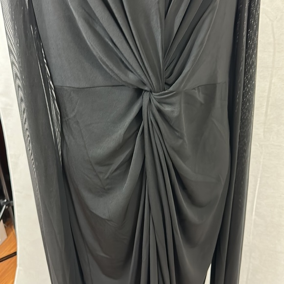 Venus Dress with Flowing Sleeves-6029 - Picture 5 of 5